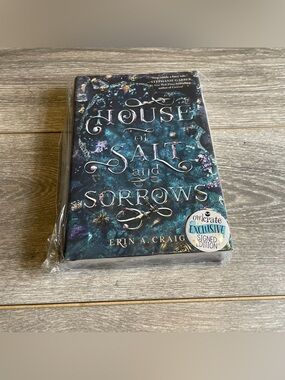 House Of Salt & Sorrows by Erin A Craig Signed Owlcrate 1st Ed letter& Bookmark